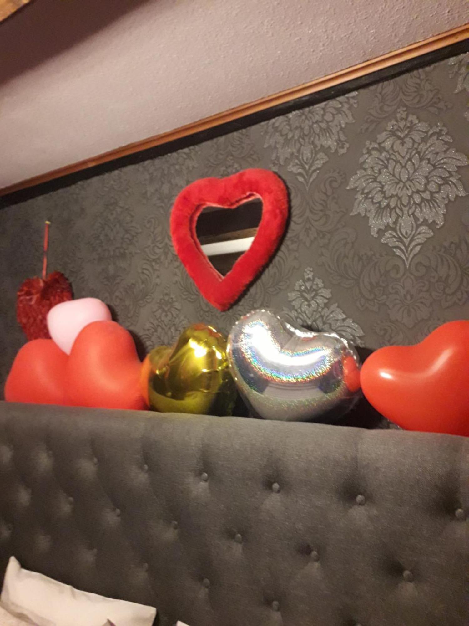Love Room Le Rouge Et Noir Barr Exteriör bild